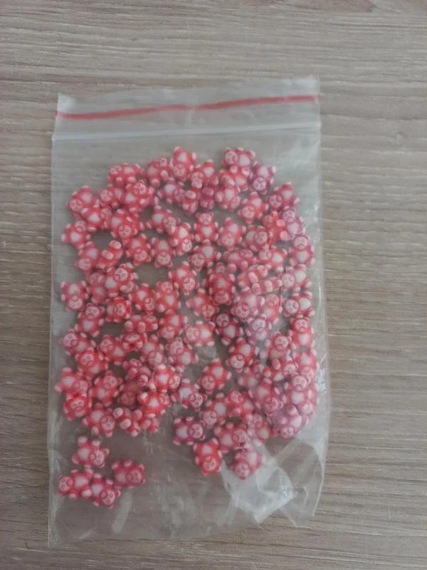 Lot De Perles Acrylique Rouge "Ourson"